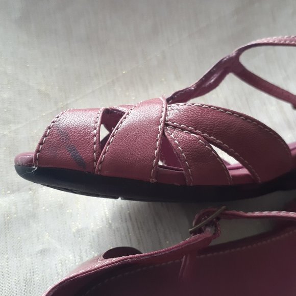 Clarks Pink Plum Strappy Sandals Size 6M #80310 - Picture 4 of 6